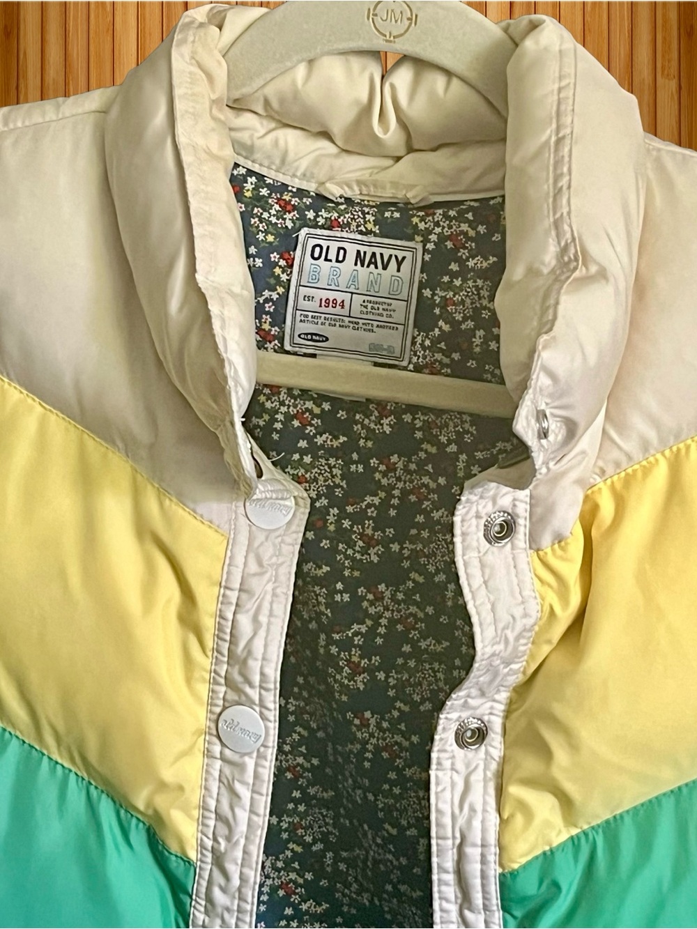 EUC Old Navy Vintage Retro Colorblock Puffer Vest Size L - Picture 11 of 16